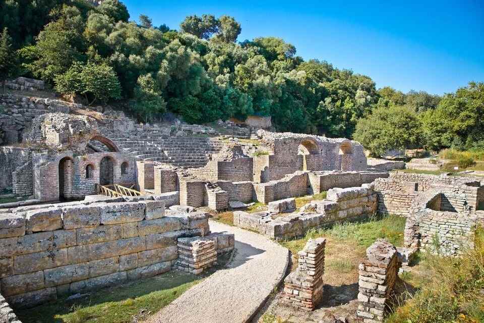 Half-Day Guided Tour of Butrint and Ksamil