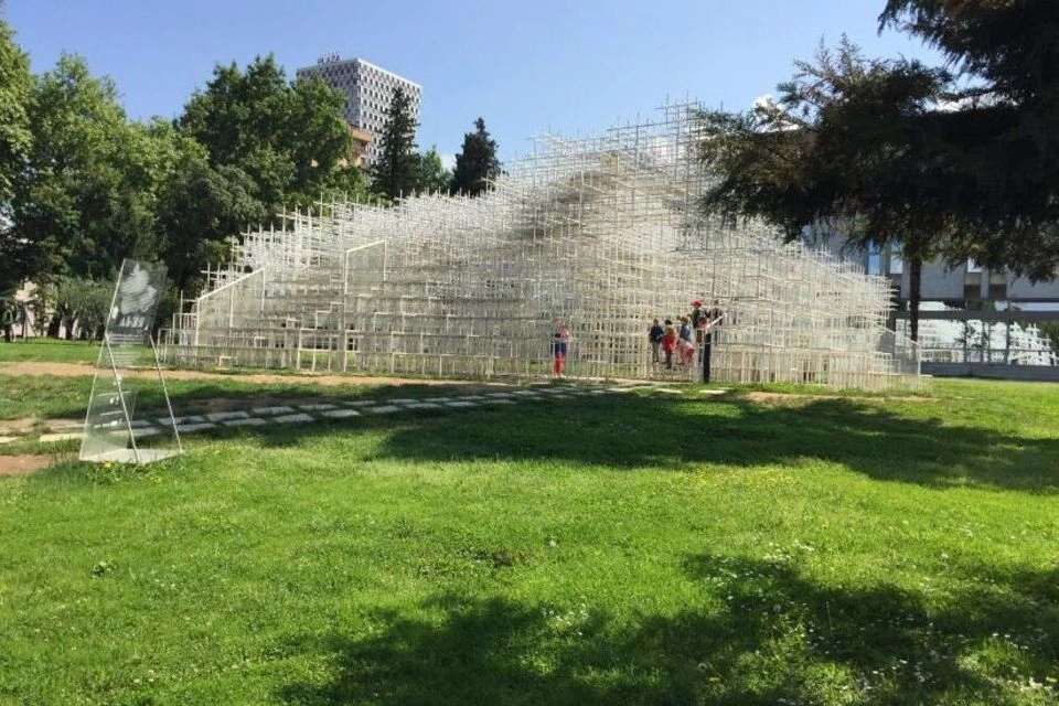 Exclusive Walking Tour of the Capital -Small Group