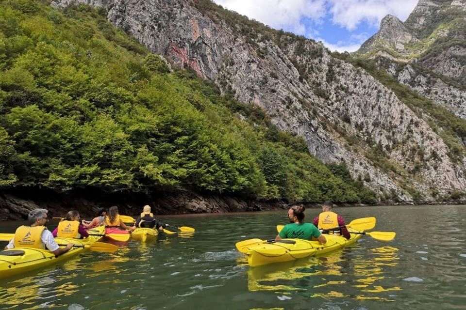 Day Trip in Koman Lake