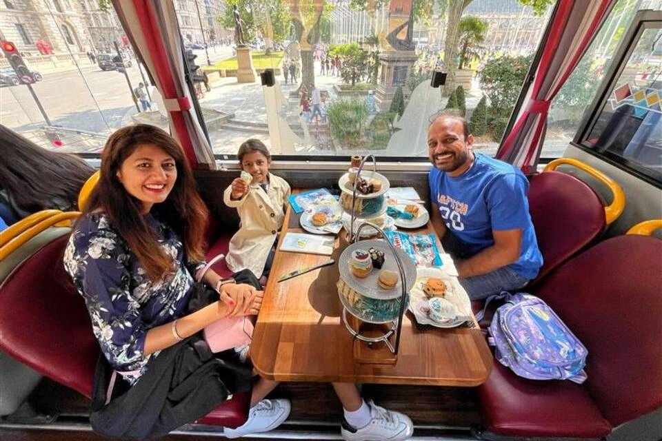 Golden Tours: The Smurfs London Afternoon Tea Bus Party Adventure
