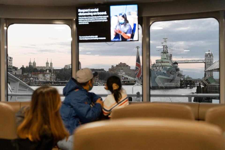 Uber Boat by Thames Clippers: Return Boat River Ticket + St. Paul's Cathedral Entrance