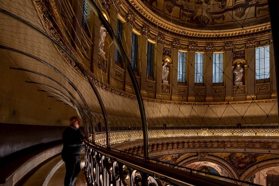Uber Boat by Thames Clippers: Return Boat River Ticket + St. Paul's Cathedral Entrance