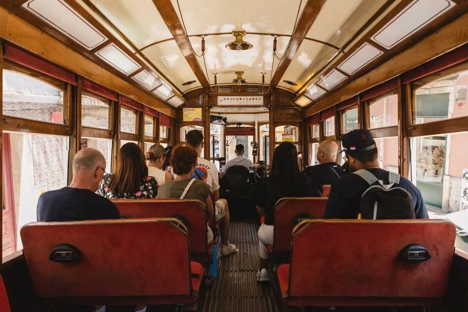 Yellow Bus: Royal & Hills Tramcar Tours