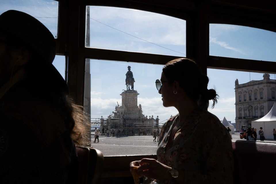 Yellow Bus: Royal & Legacy Tramcar Tours (24 Hrs)