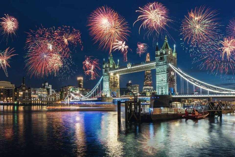 New Year’s Eve Cruise on The London Rose