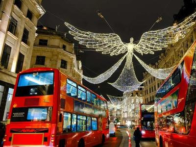 Christmas Eve in London with Dinner and Midnight Mass