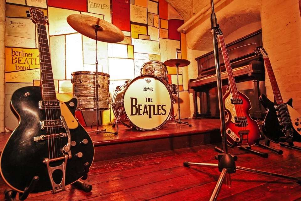 The Beatles & Liverpool - Magical Mystery Tour, Beatles Story Museum & Cavern Club