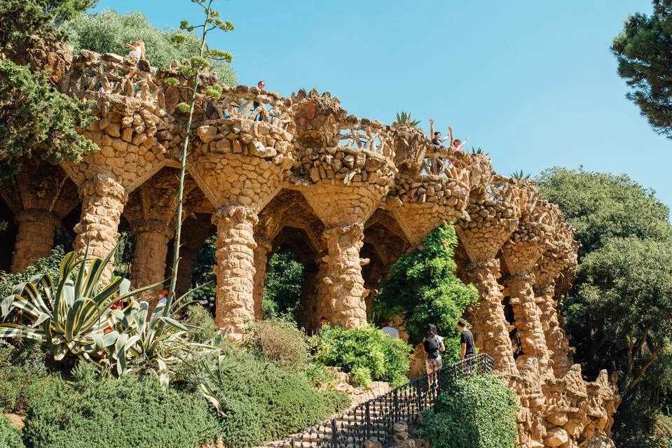 Self-Guided Tour to Park Güell: Barcelona’s Dreamland