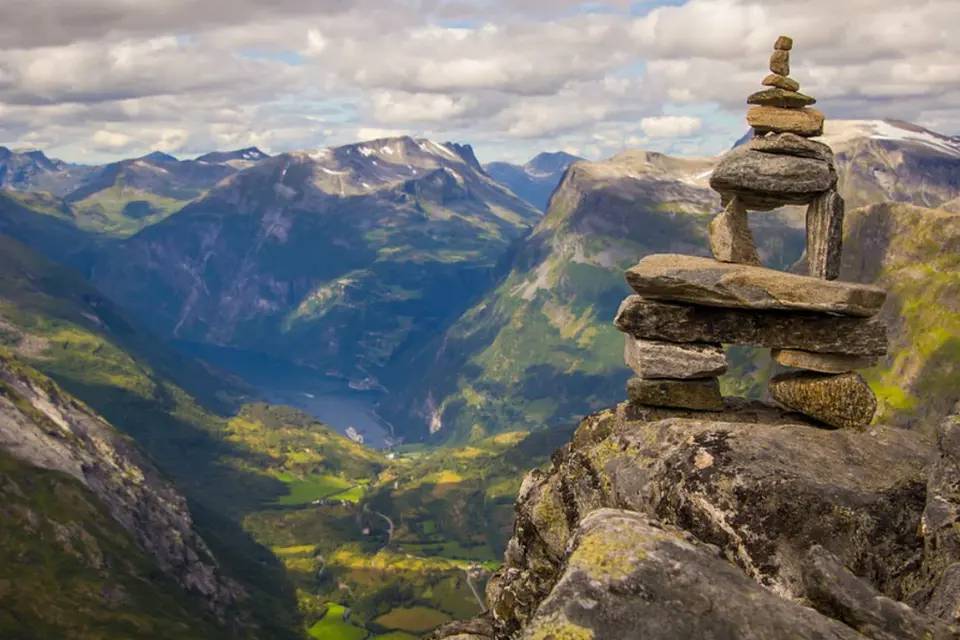 Geiranger Hop-On, Hop-Off Bus Tour