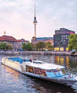 City Sightseeing: Berlin Hop-On, Hop-Off All Route