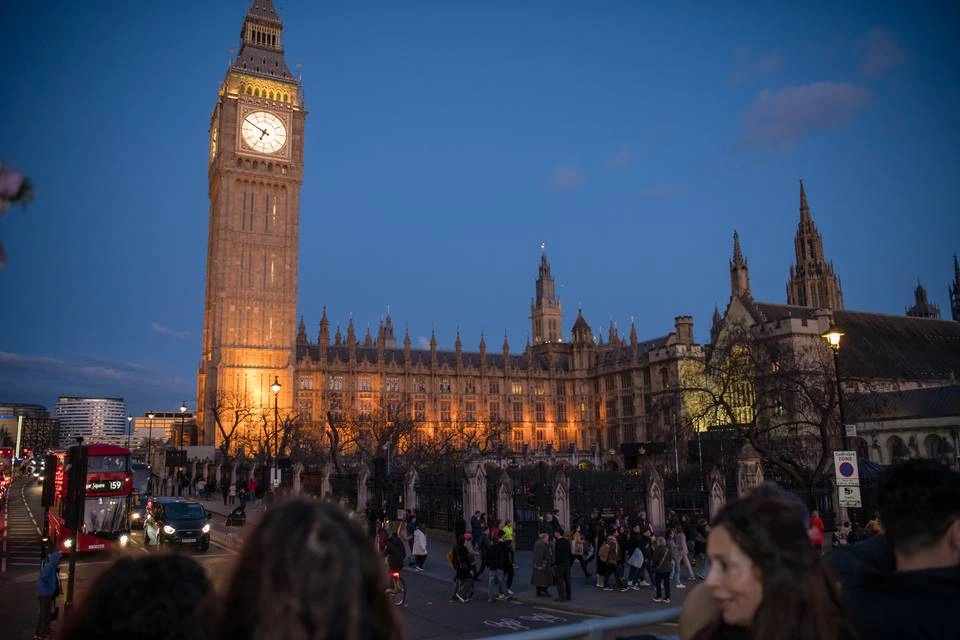  The Original Tour: London By Night Tour with River Cruise