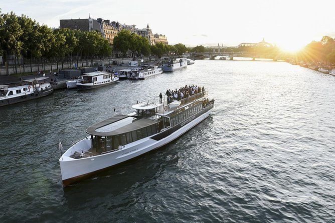 Vedettes de Paris River Cruise