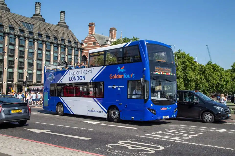 Golden Tours: London Hop-On, Hop-Off Bus Tour