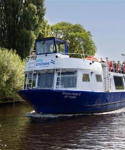 Golden Tours: York Sightseeing River Cruise