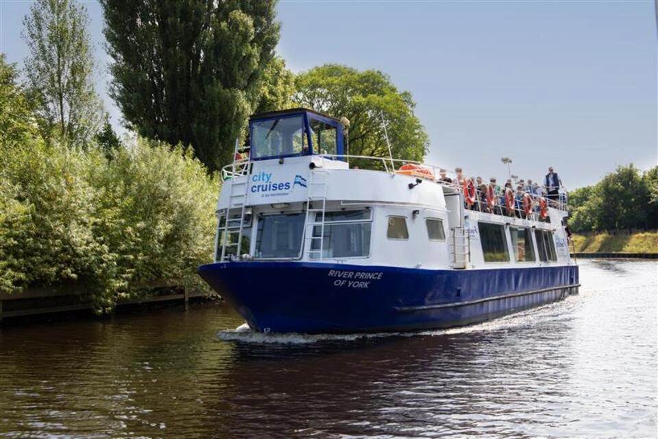 Golden Tours: York Sightseeing River Cruise