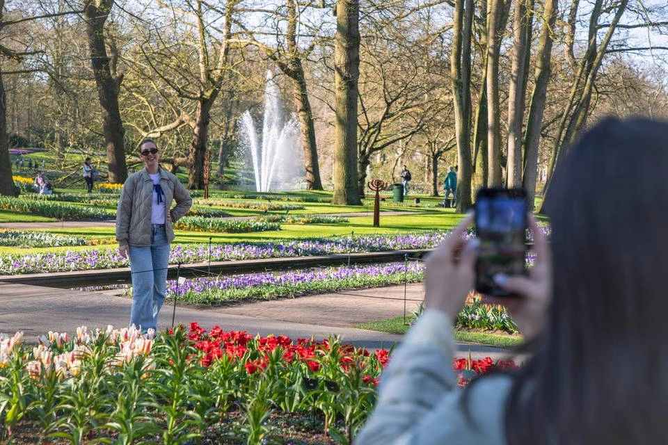 Keukenhof Guided Day Trip with Bus Transfers