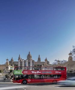 Barcelona City Tour: Hop-On, Hop-Off Bus Tour with Aquarium Ticket