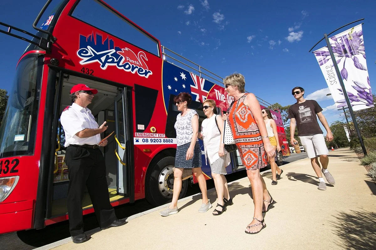 Perth Explorer: Perth Hop-On, Hop-Off Bus Tour