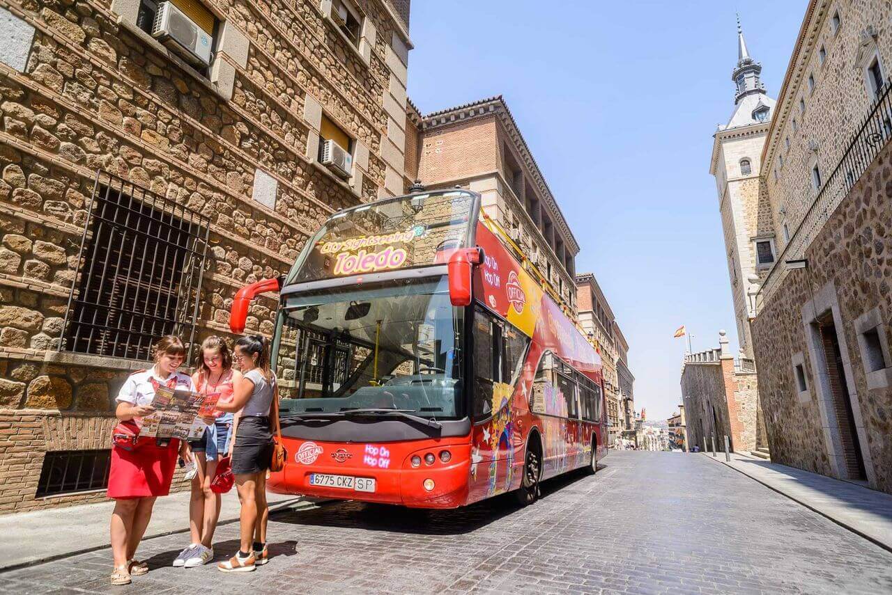 City Sightseeing: Toledo Hop-On, Hop-Off + 3 Culturas Walking Tour (Supreme)