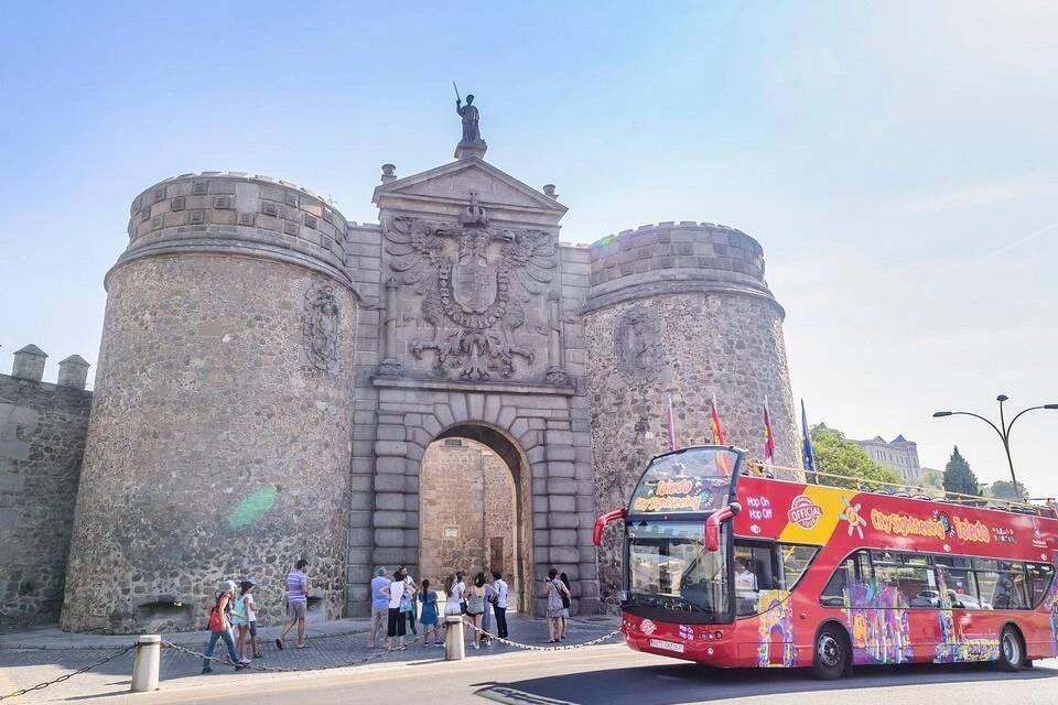 Toledo Hop-On, Hop-Off Bus Tou