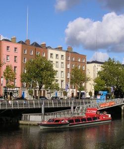 City Sightseeing: Dublin Liffey River Cruise