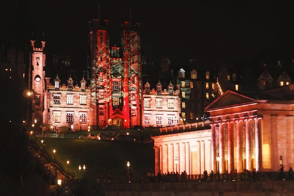 Edinburgh Bright Bus Tour