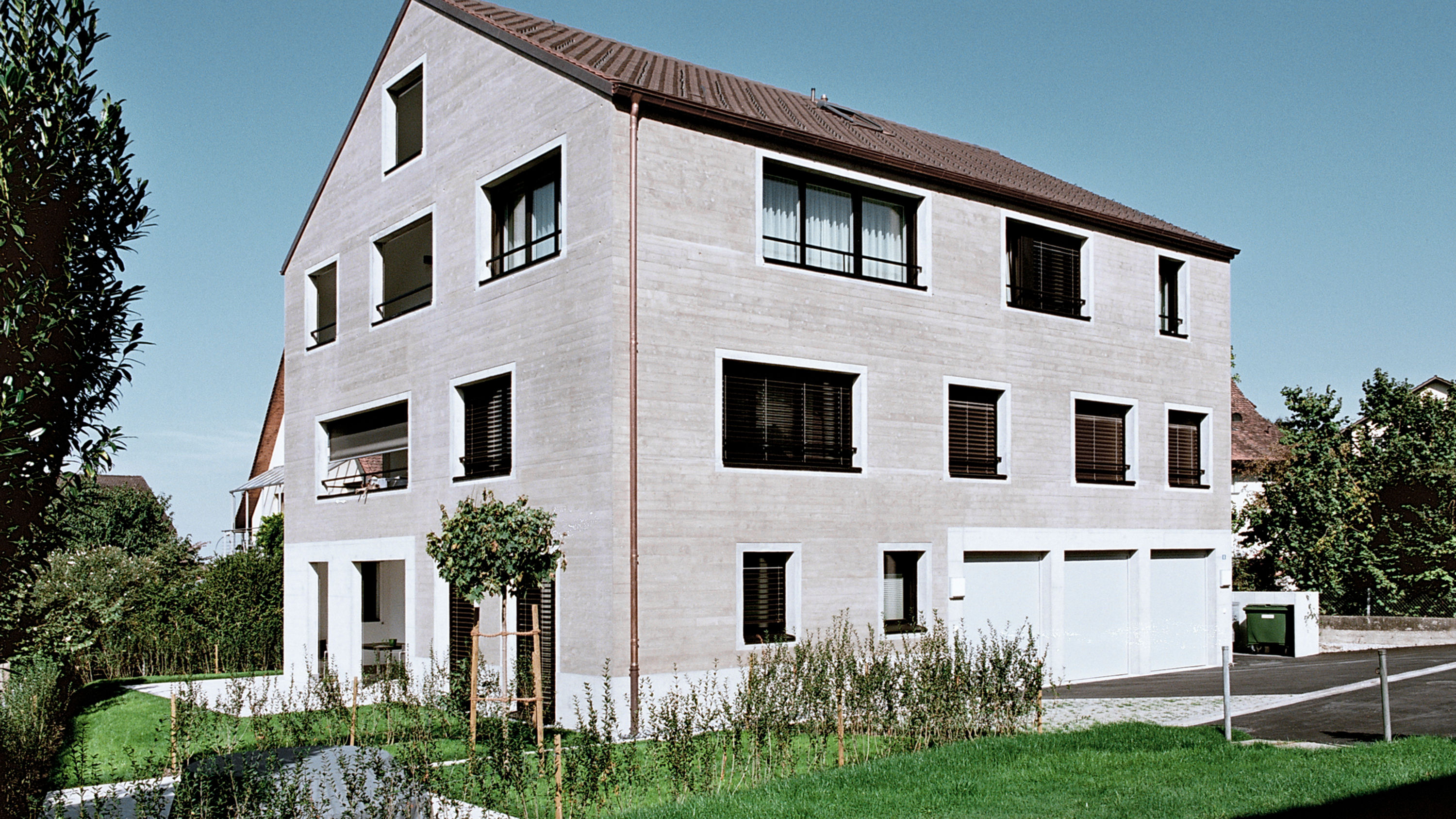 OBERWIL MFH Brunnenmatt Oberwil 02