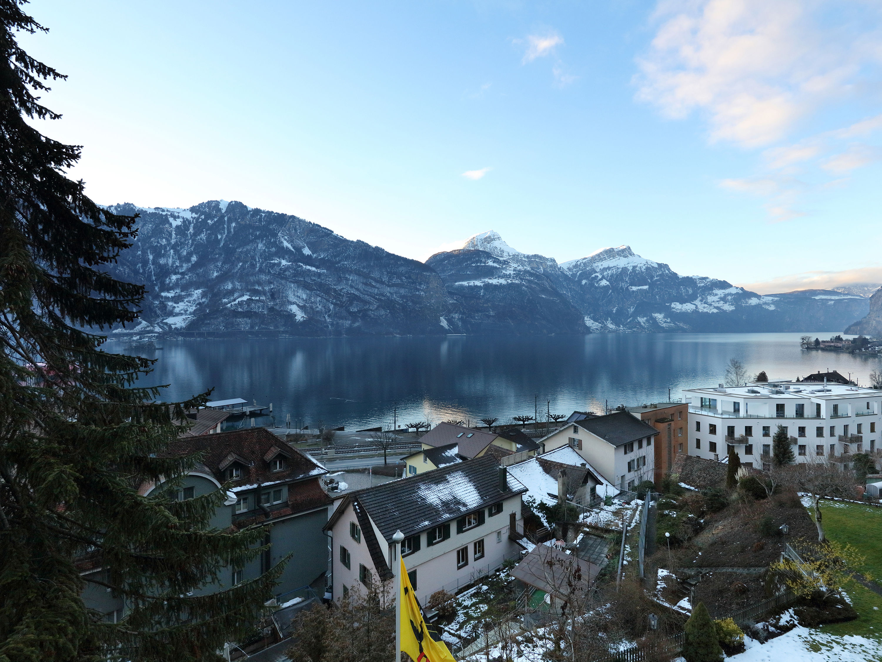 KOPFBAU MFH Seesicht Flüelen 04