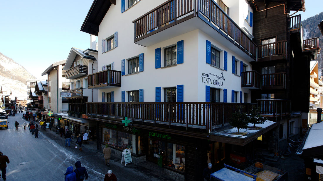 HOTEL Testa Grigia Zermatt 01