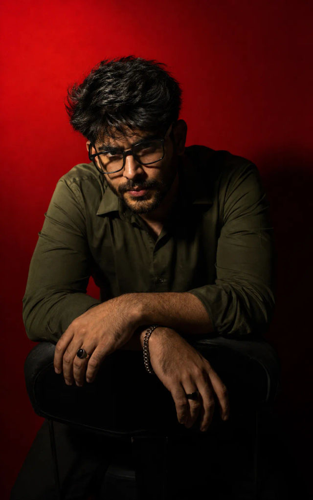 Cinematic Intense Studio Portrait with Red Background — ChatGPT prompt | pineprompts.com