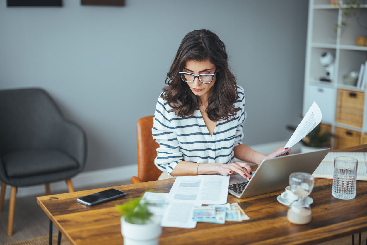 The Ultimate Guide to Bookkeeping: Manage Finances with Confidence