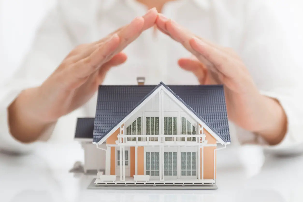 real-estate-insurance-concept.webp