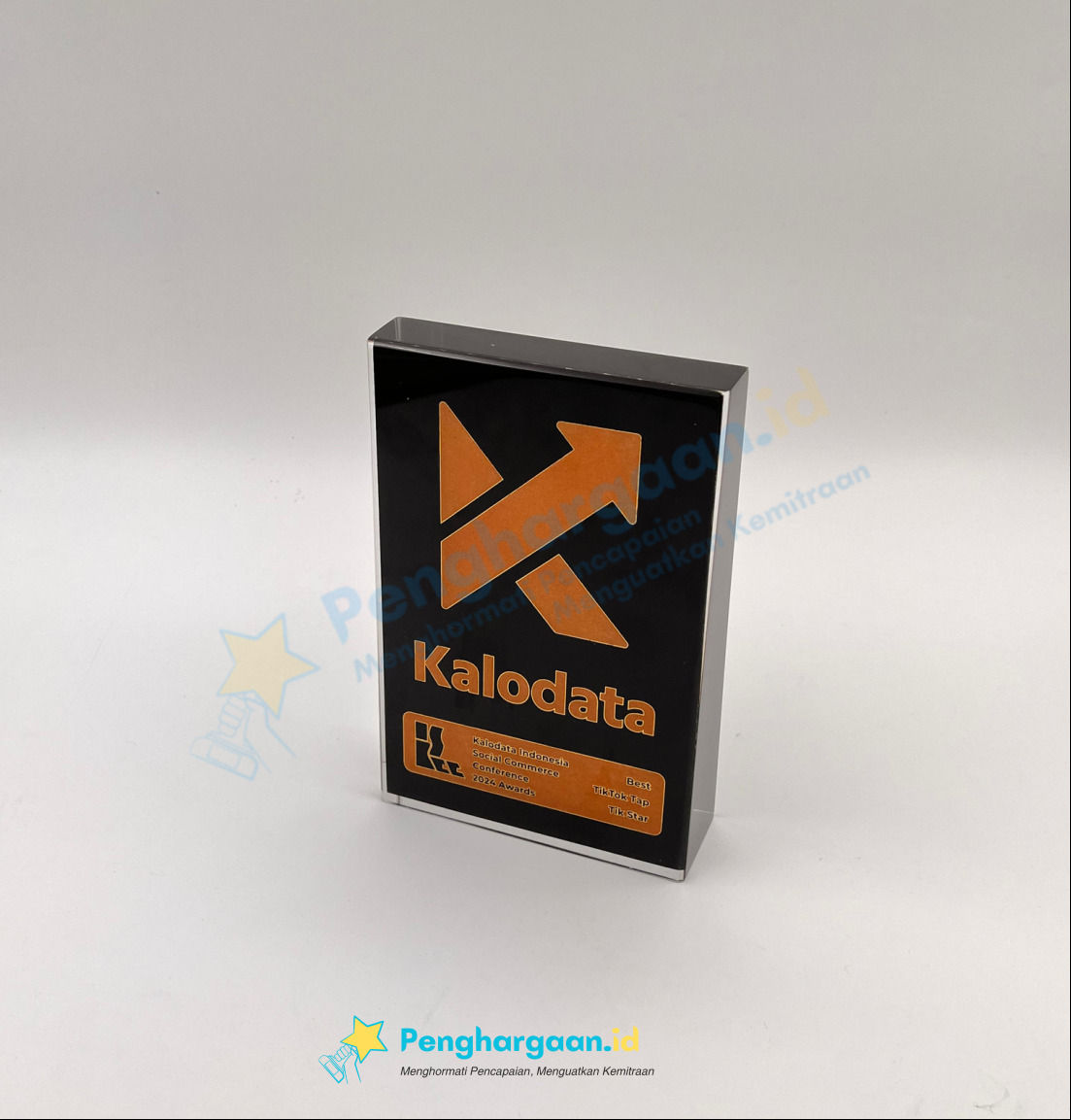 Plakat Penghargaan Conference 2024 Awards KaloData