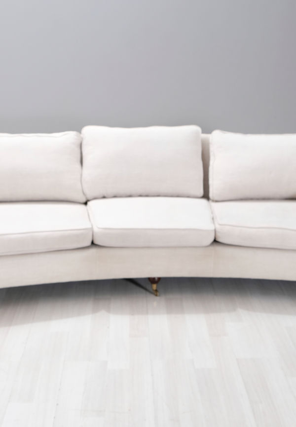 Stilriktig beige soffa 2025 från No brand.