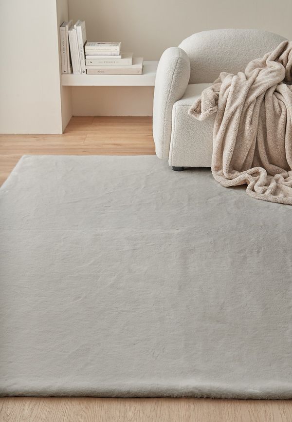 Grå &Home-matta i superfin modell.