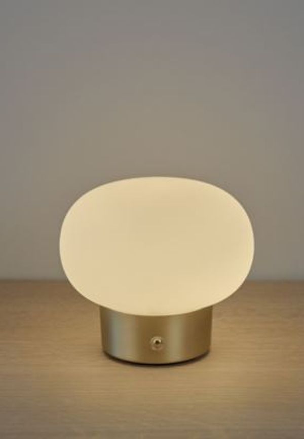 Hemtex lampa som passar perfekt till hösten 2025!