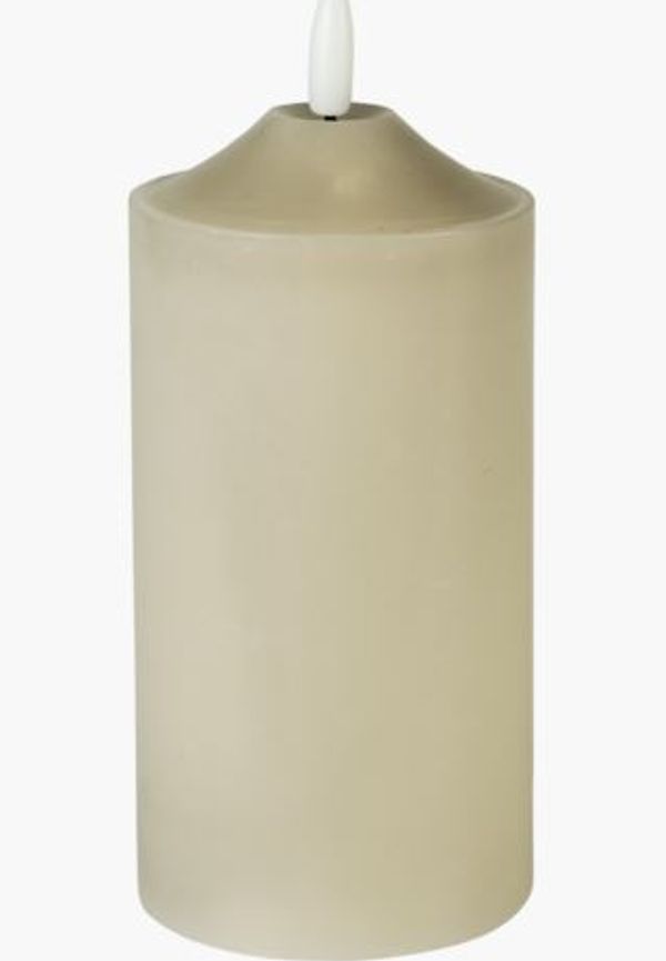 Snygg beige lampa 2025 från hemtex.