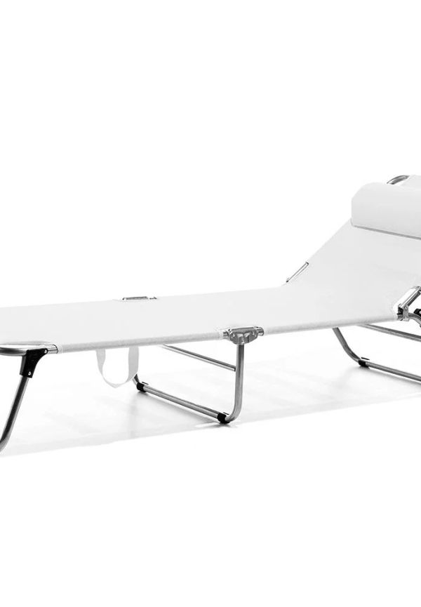 Riktigt fin vit säng i aluminium från Fiam.