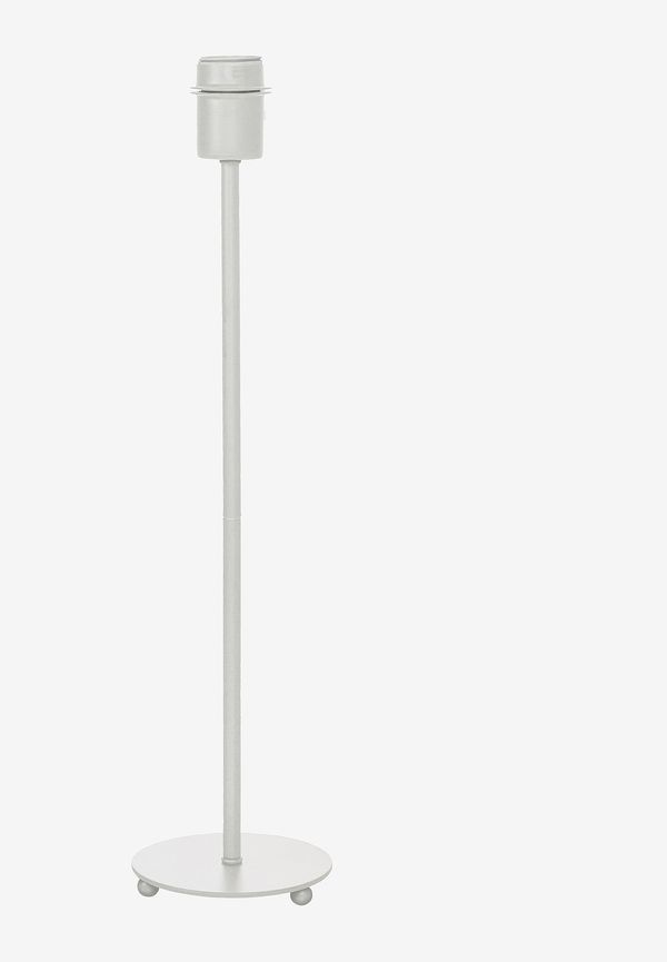 Aneta Lighting lampa som passar perfekt till sommaren 2025!