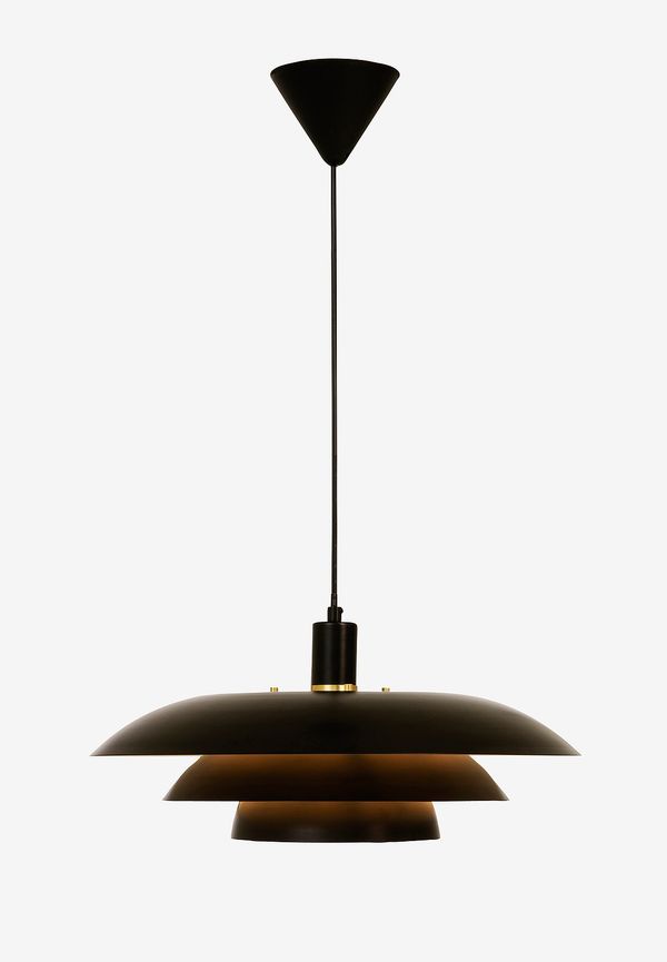 Ikonisk Lampa som passar bra vid många olika tillfällen.