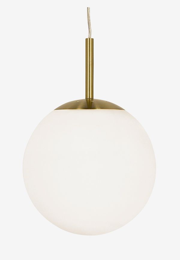 Aneta Lighting taklampa som passar perfekt till sommaren 2025!