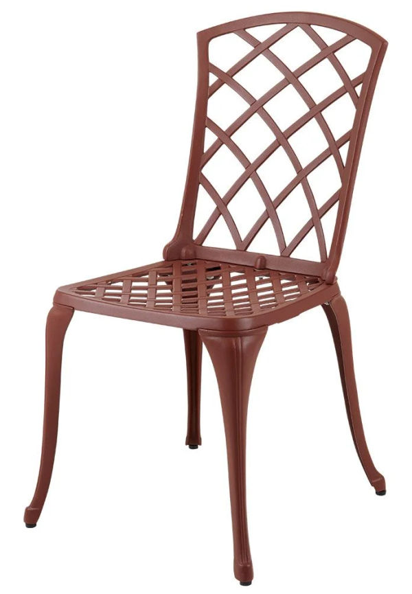 Röd Brafab-aluminiumstol i stilriktig modell.