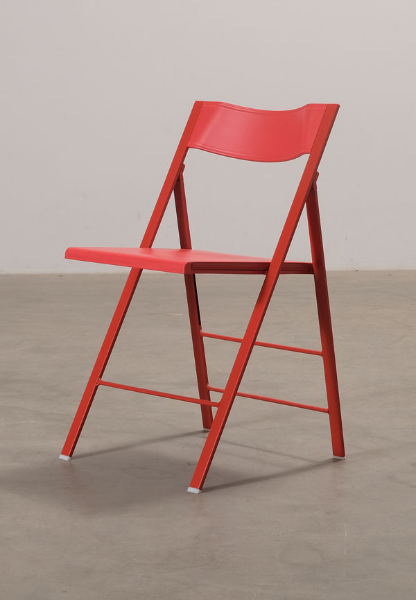 Otroligt fin Stol som passar bra vid många olika tillfällen.