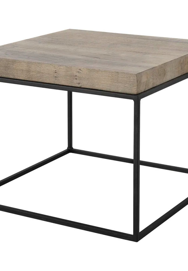 Trendig sidobord i ek från Artwood.