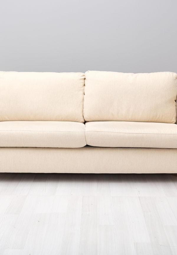 Stilriktig soffa 2024 från Askon Sohvatehdas.