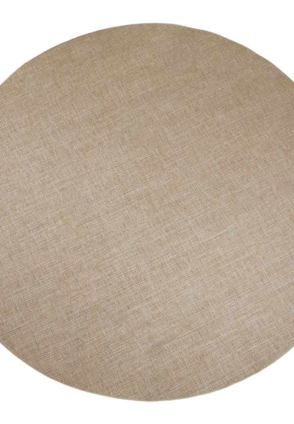 Beige Brafab-utemöbel i stilren modell.