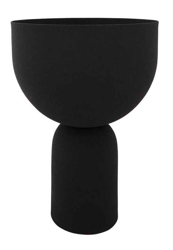 Smickrande kruka i svart från AYTM.