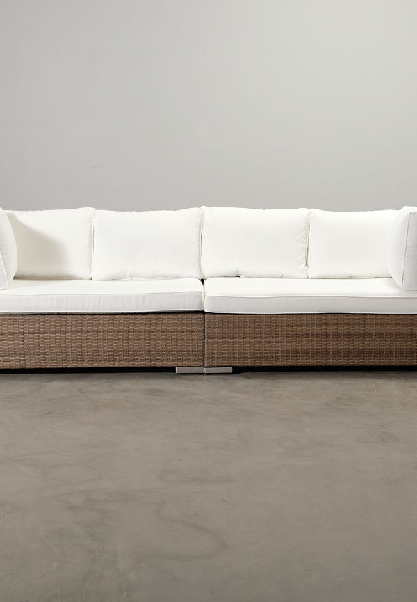 Vacker soffa i aluminium från Comfort Garden.