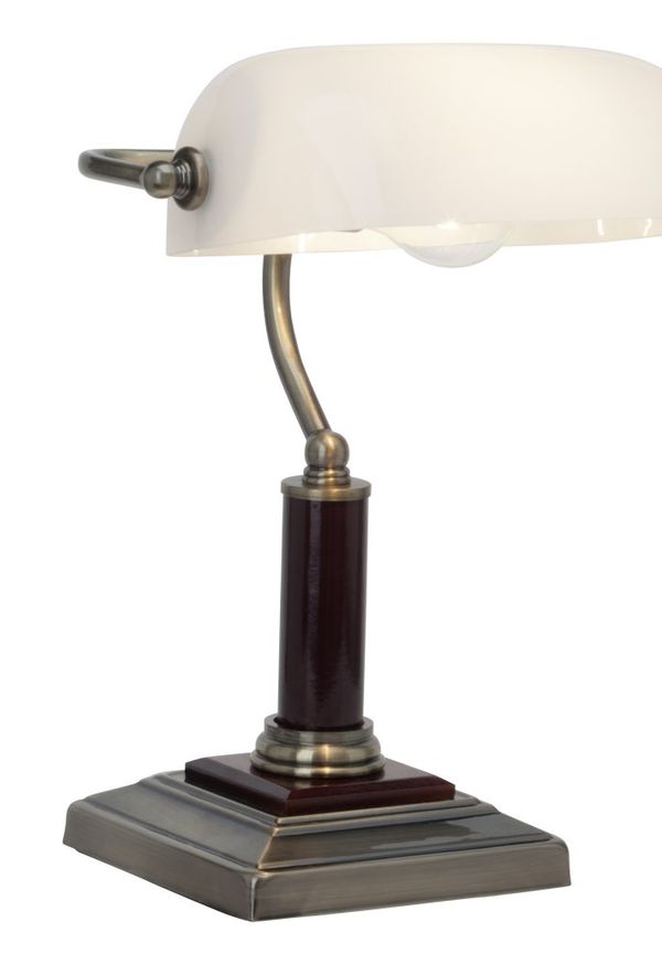 Riktigt fin bordslampa 2025 från Brilliant.