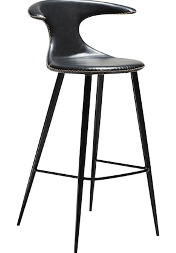 Dan Form Denmark stol som passar perfekt till våren 2025!